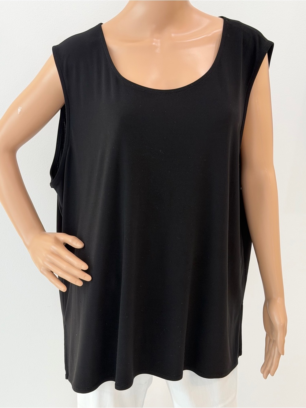 Pretty and Comfy Caroline Rose Tunic Top, Relaxed Fit, Side Slits - Picture 2 of 9